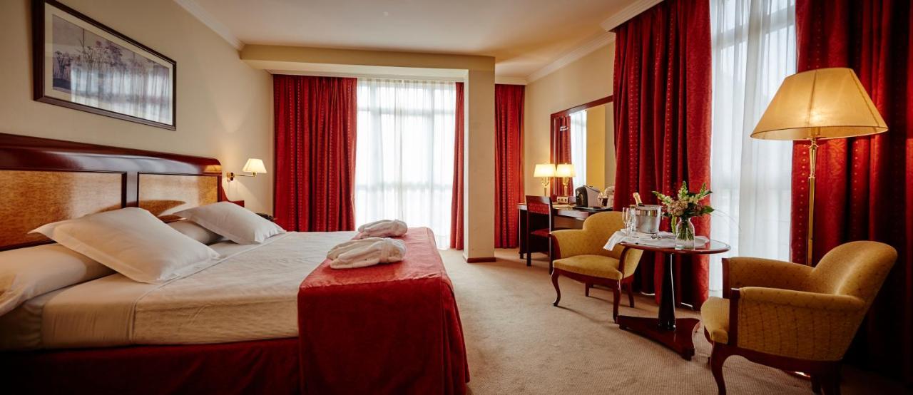 Gran Hotel De Ferrol Kültér fotó